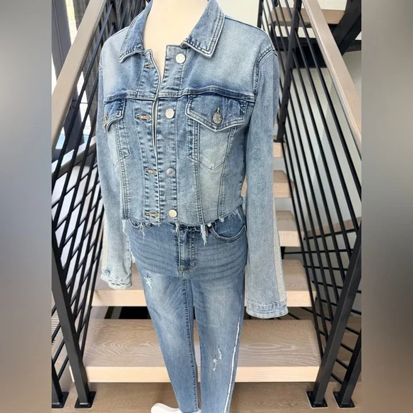 New Guess Blue Denim Jacket and Jeans Set with rhinestones on the side size S - Picture 3 of 10